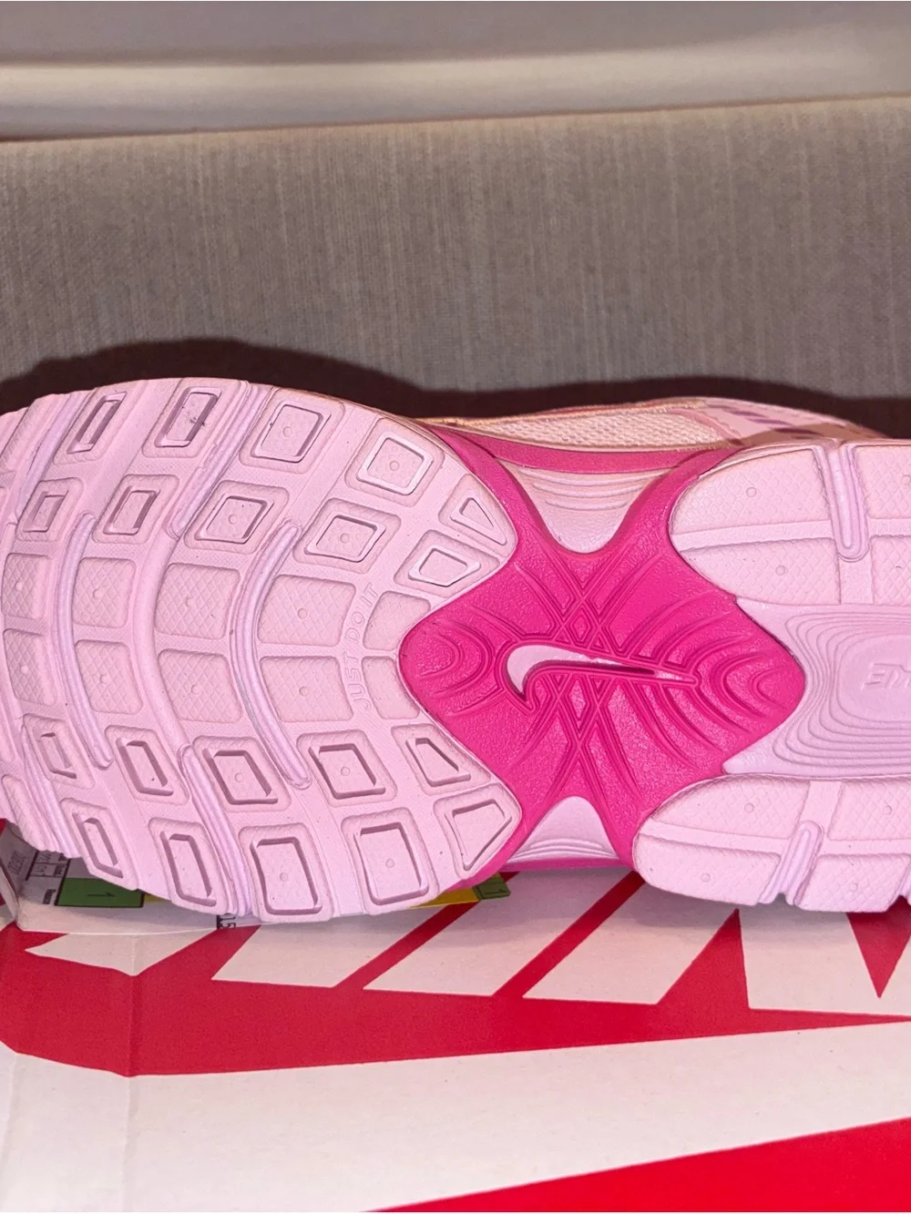 Nike V5 RNR Big Kid Girls Sneakers